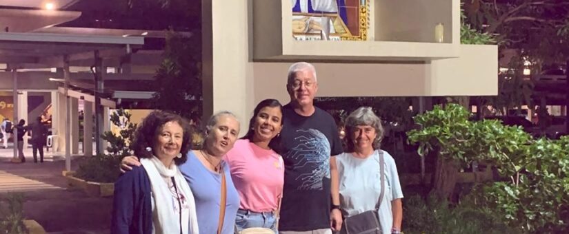 Diario de San Juan de la Maguana: A los pies de la Virgen de Altagracia.